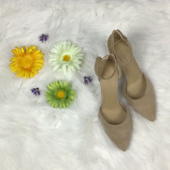 Marc Fisher Shoes - NWOT Marc Fisher Daiana Pump 🛍